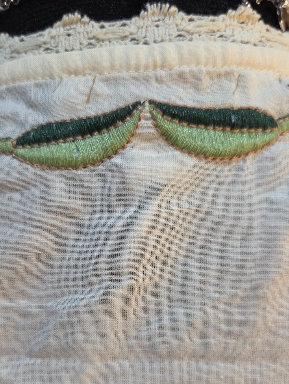 Nwt XL,L,M Jennifer&Grace Embroidered Cream/yellow  Peplum Tie-Waist Blouse - Picture 8 of 17